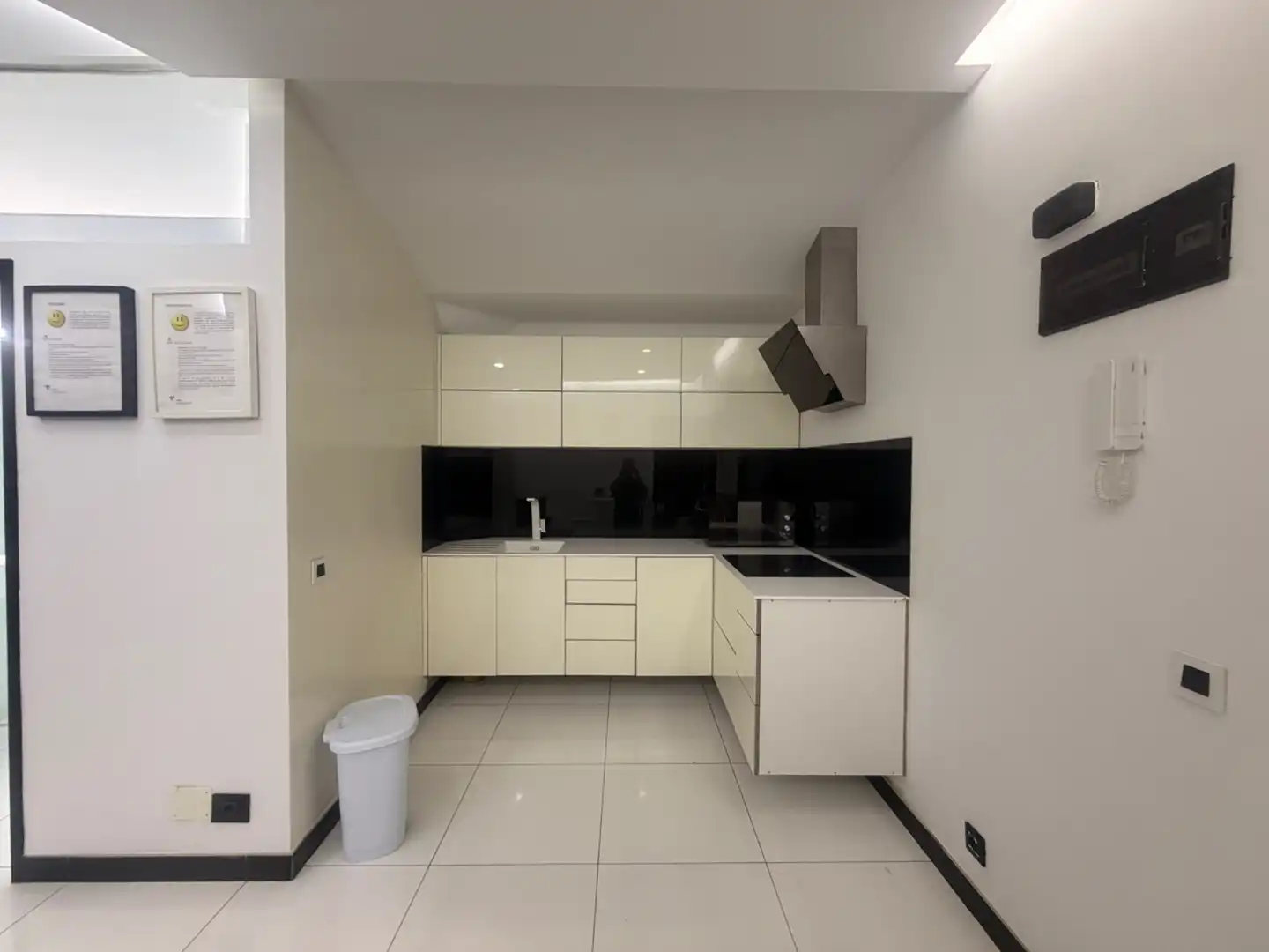 Cuina de Apartament en venda en Las Palmas de Gran Canaria amb Moblat