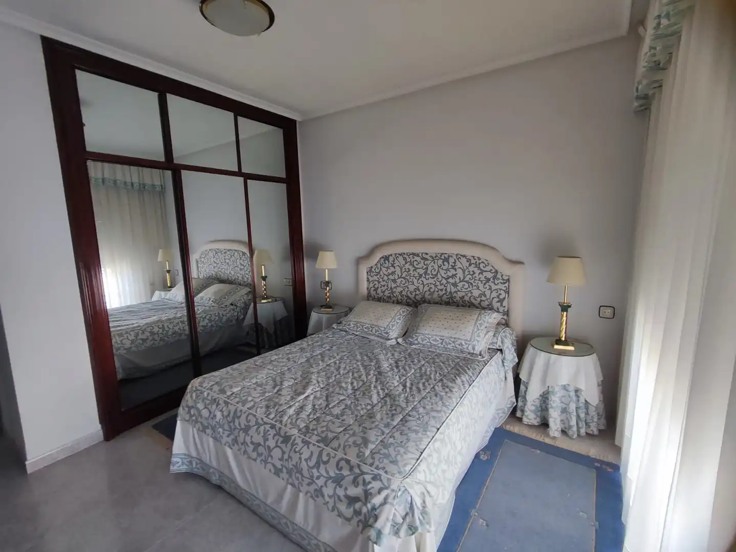 Schlafzimmer von Haus oder Chalet zum Verkauf in Plasencia mit Heizung, Privatgarten und Terrasse