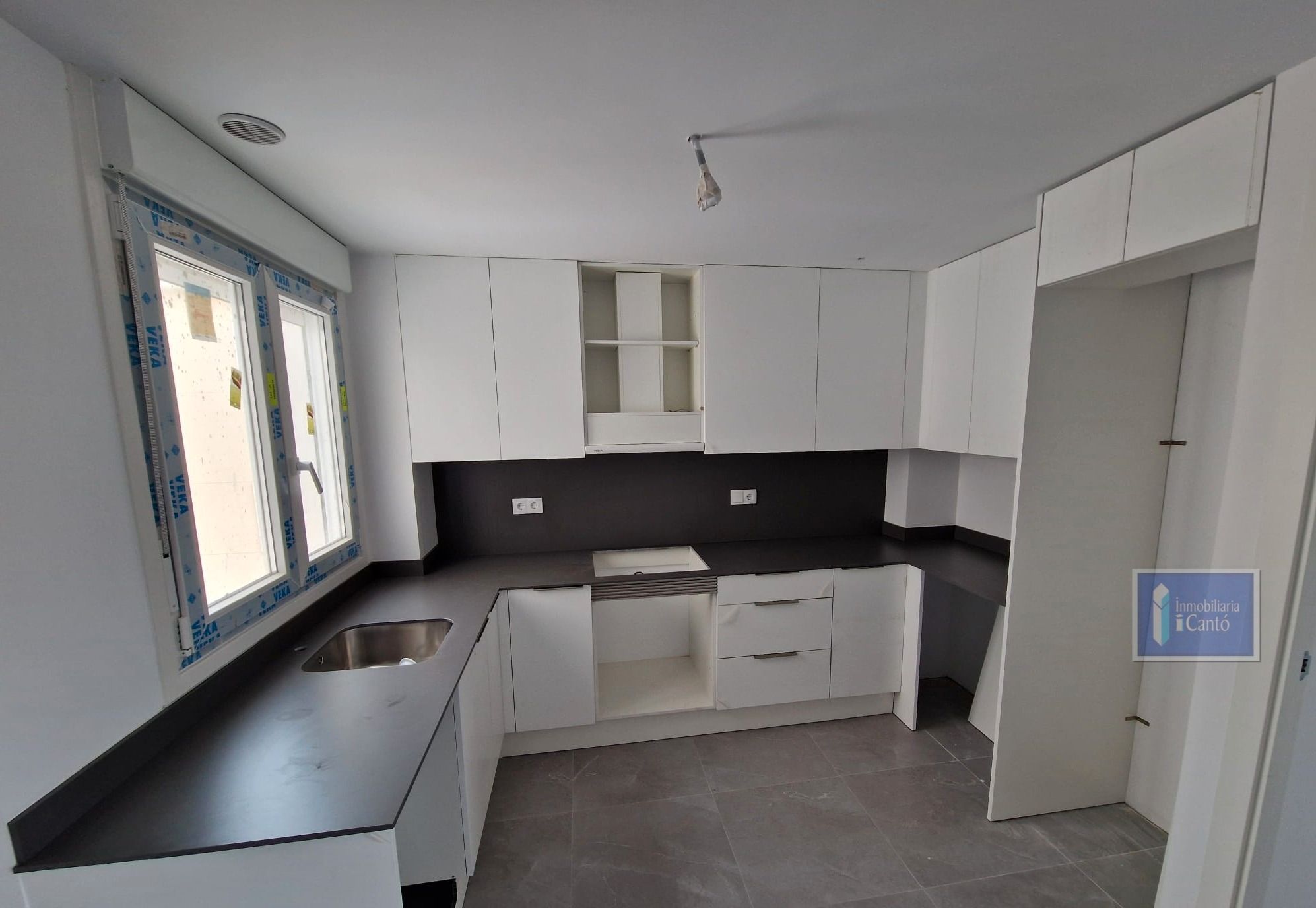 Cuina de Pis en venda en Cocentaina amb Traster