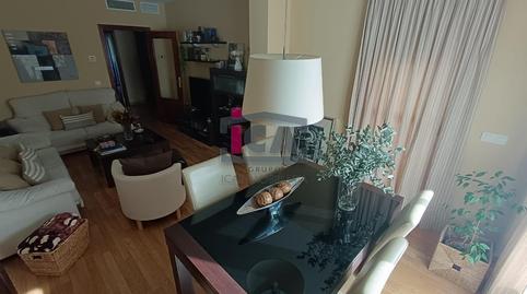 Foto 4 de Casa adosada en venta en Avda Los Cuatro Lugares, Mejostilla, Cáceres