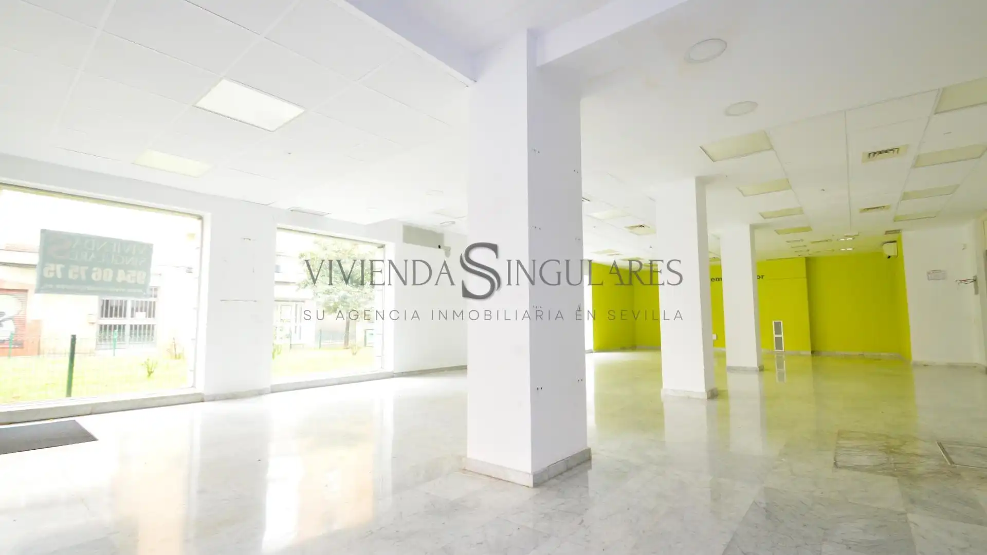 Local en venda en  Sevilla Capital amb Aire condicionat