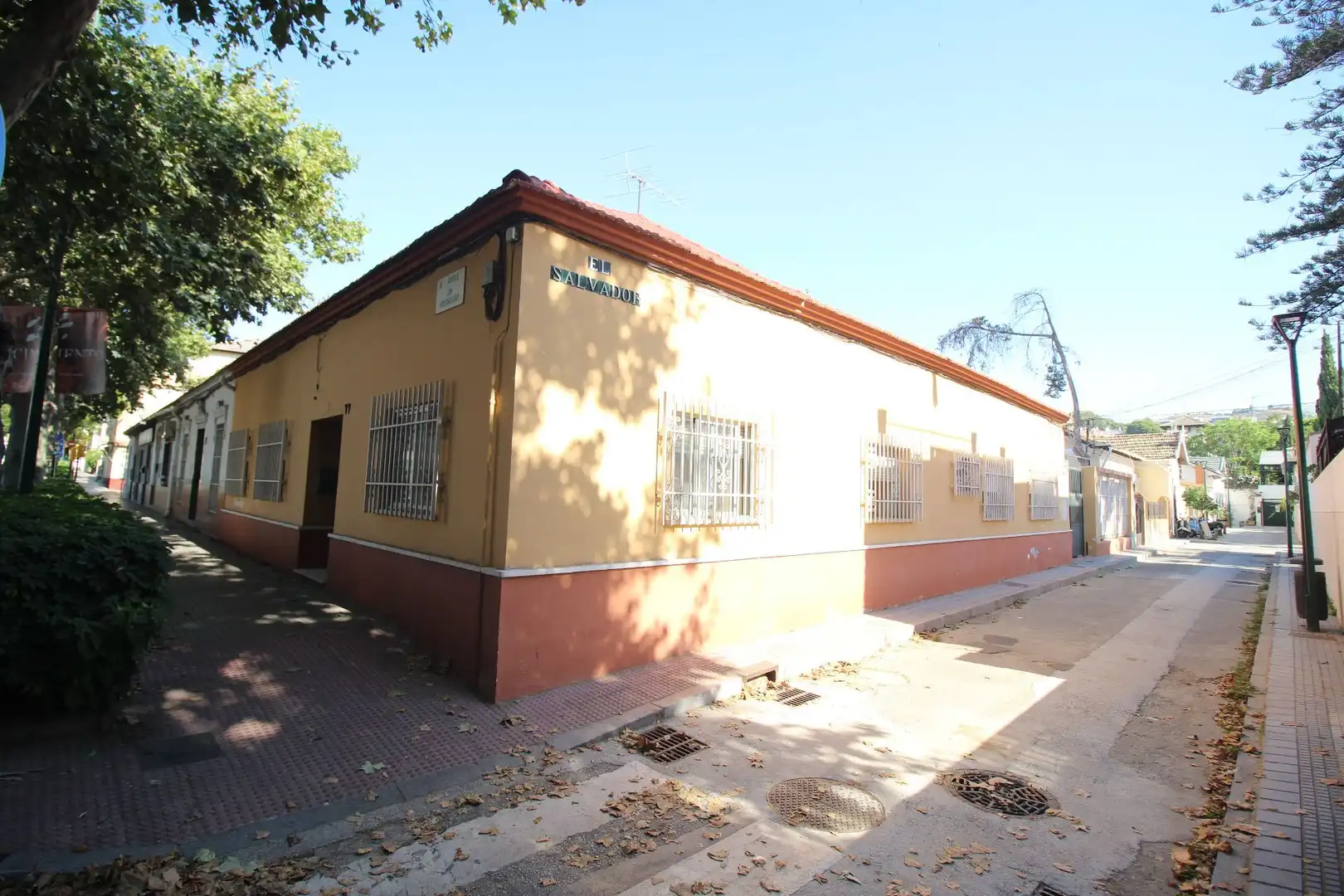 Vista exterior de Casa o xalet en venda en Málaga amb Jardí privat i Traster