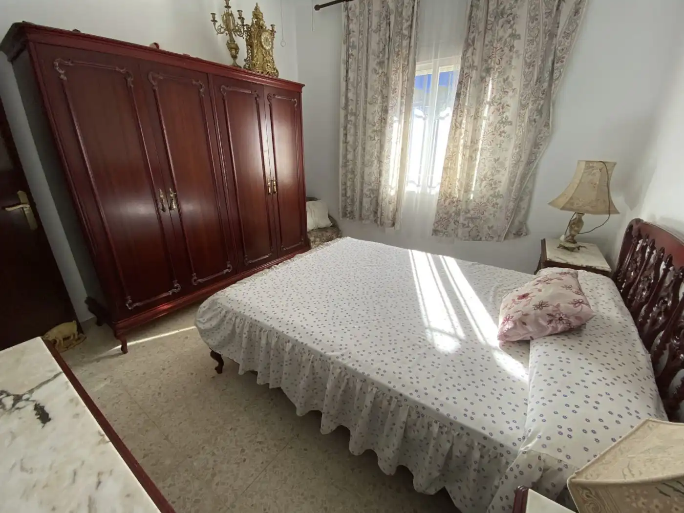 Habitación de Casa o chalet en venta en Valverde del Camino con Calefacción, Piscina y Amueblado