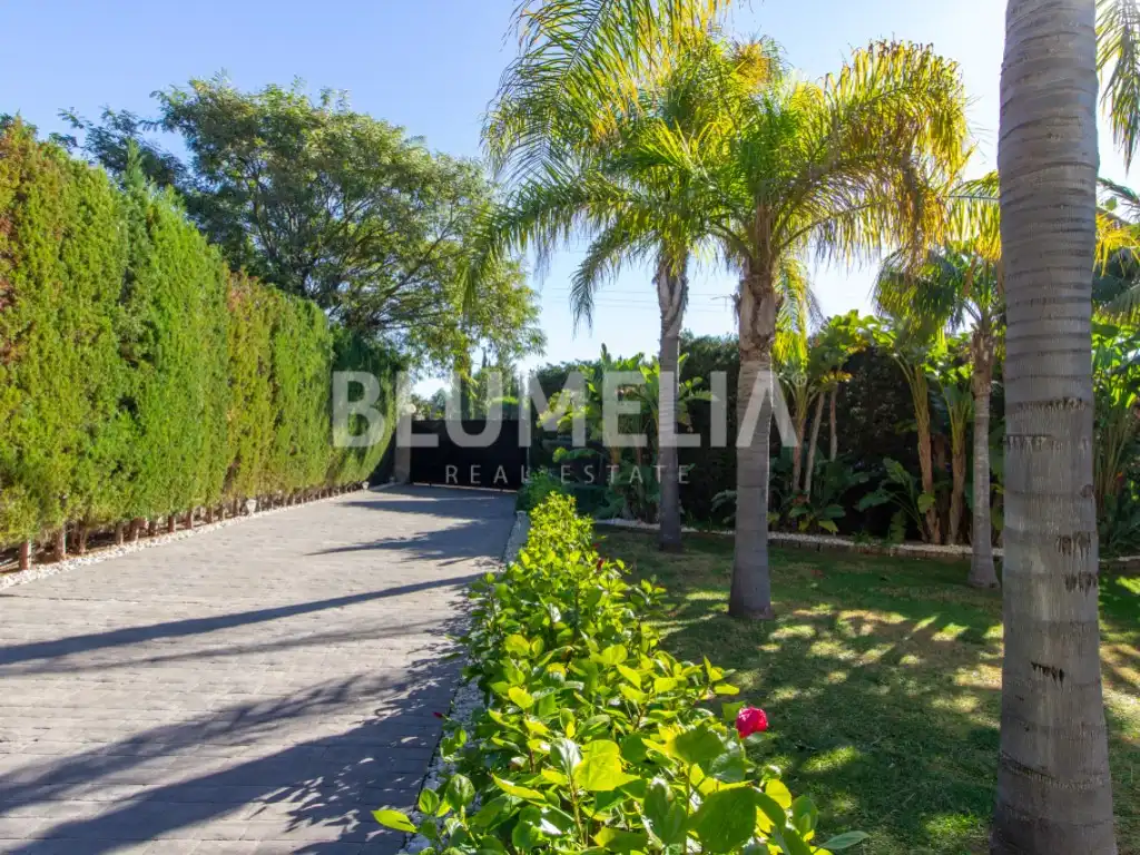 Houses for sale in Calle Tejo, Montgó - Ermita