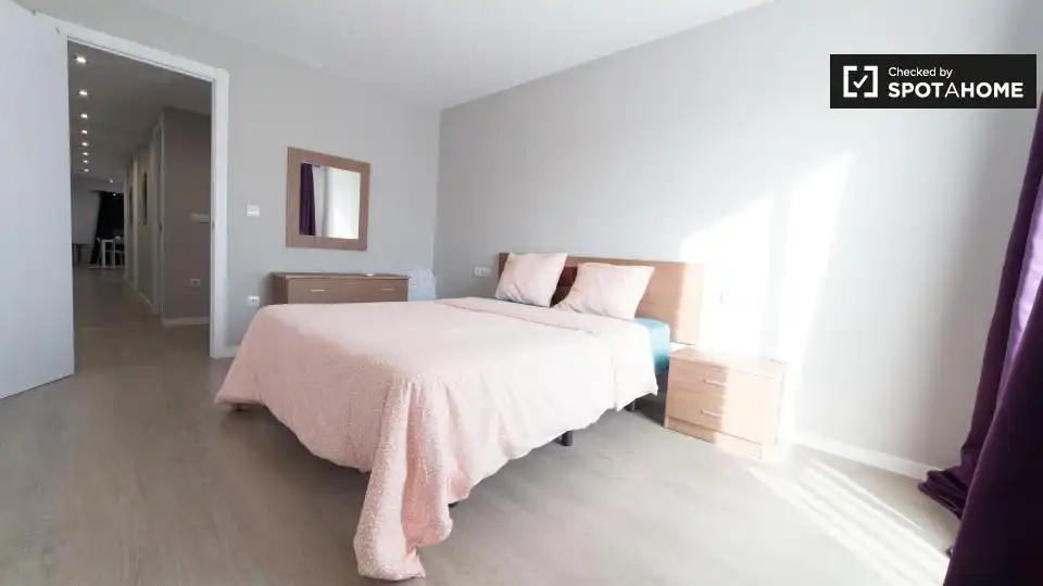 Habitación en El Cabanyal - El Canyamelar