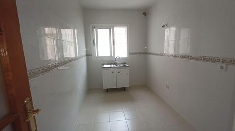 Foto 3 de Piso en venta en Ejido Sur, Almería