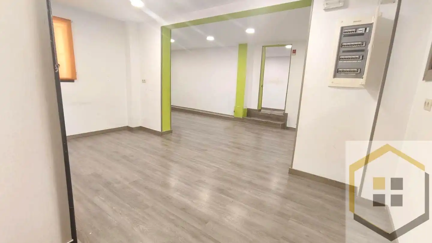 Local commercial à louer à De La Caza 17, imagen 5