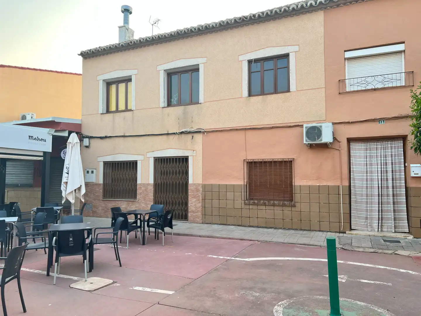 Vista exterior de Casa o xalet en venda en Villafranca de los Caballeros amb Traster