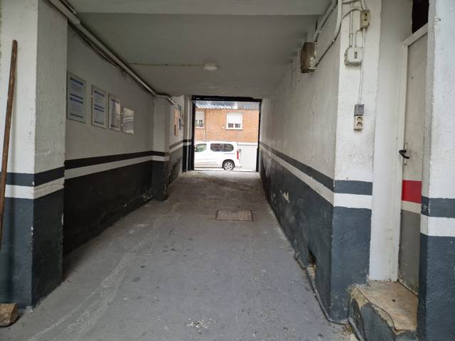 Local comercial en Venta en Calle de Antonio Moreno en Abrantes