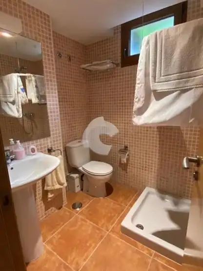 Bany de Casa o xalet en venda en Sanxenxo amb Calefacció, Jardí privat i Terrassa