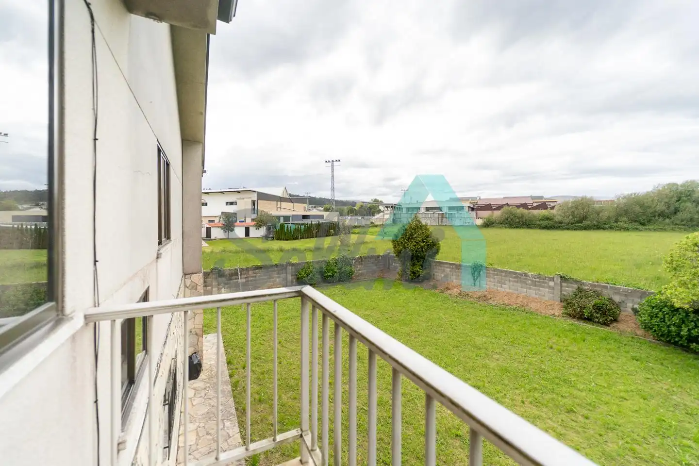 Vista exterior de Casa o chalet en venta en Ribadeo con Calefacción, Jardín privado y Parquet
