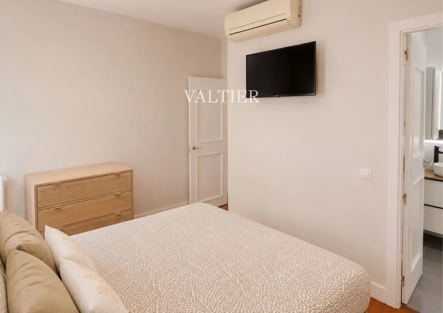 Habitación de Ático en venta en Madrid con Aire acondicionado, Calefacción y Terraza