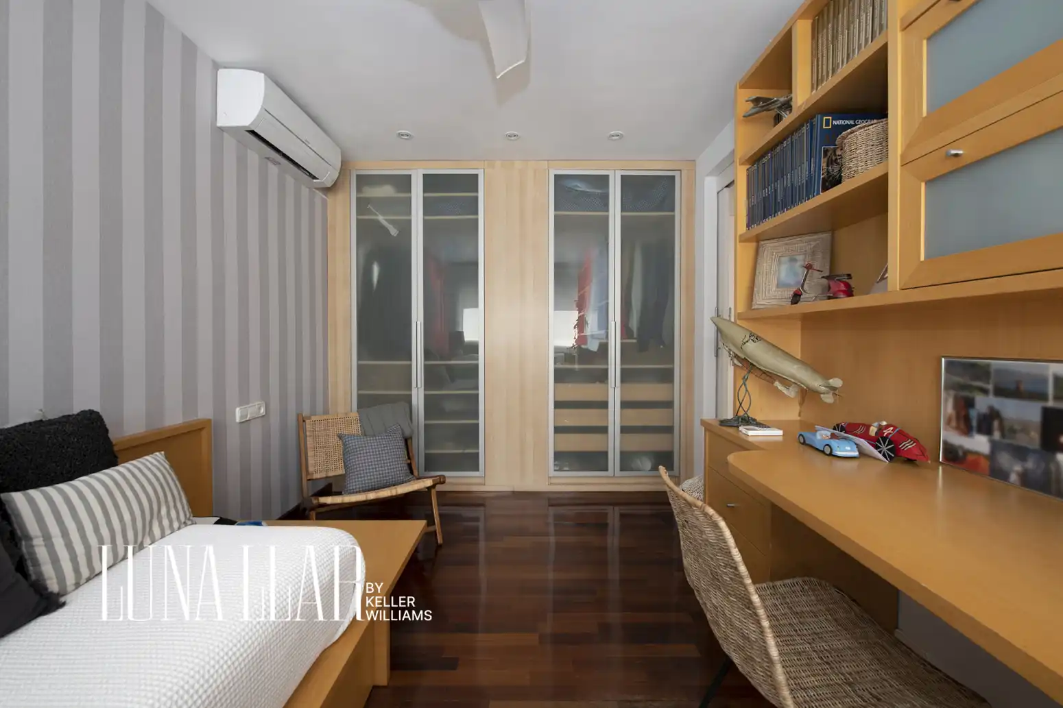 Habitación de Casa o chalet en venta en Castelldefels con Aire acondicionado, Calefacción y Parquet