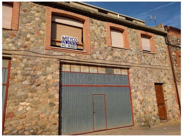 Casa-chalet en Venta en Badarán