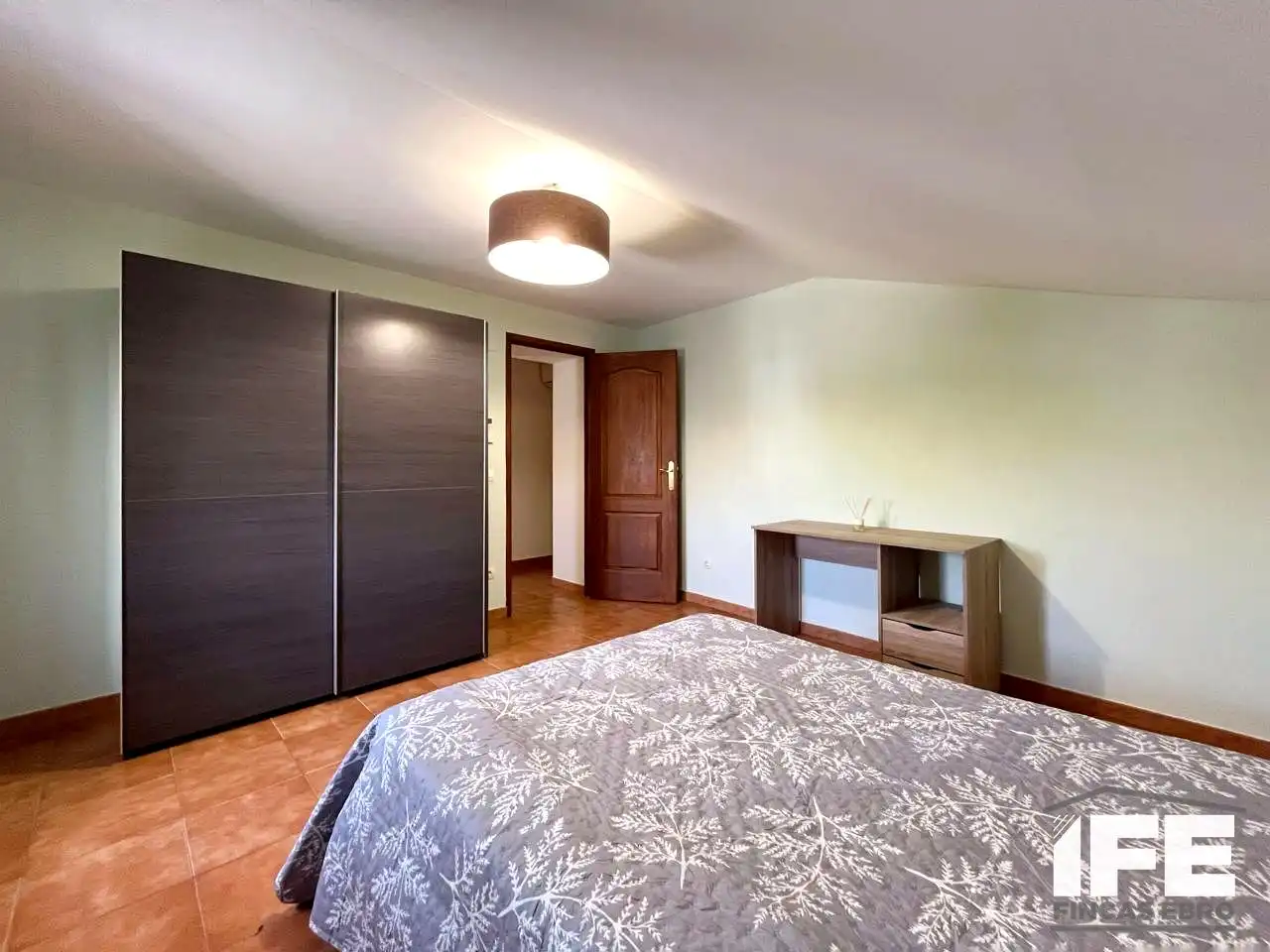 Dormitori de Casa o xalet en venda en Remolinos amb Aire condicionat i Calefacció