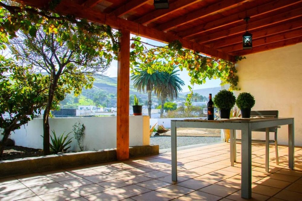 Terrassa de Casa o xalet en venda en Haría amb Terrassa