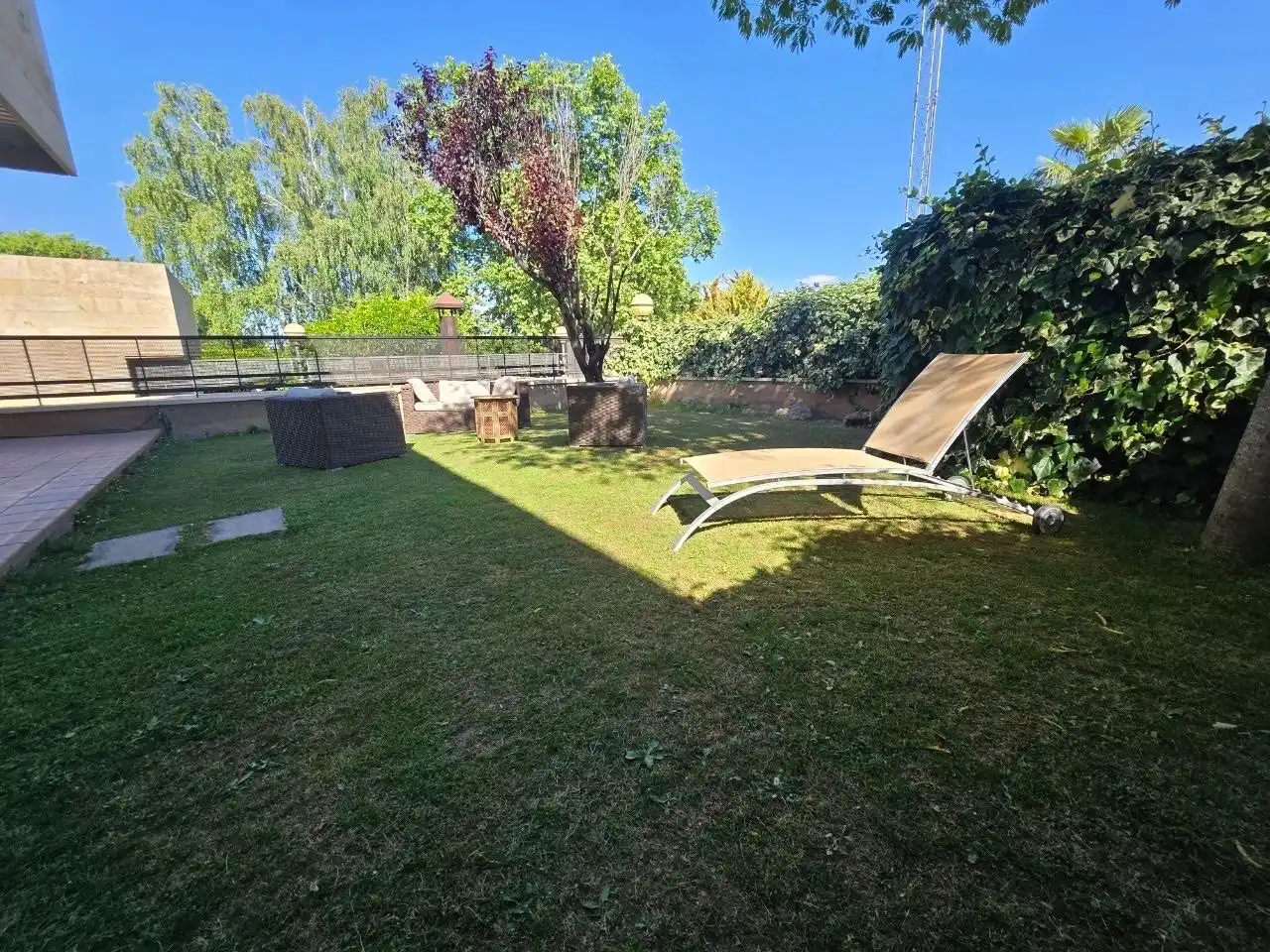 Terraza de Casa o chalet en venta en  Logroño con Calefacción, Jardín privado y Terraza