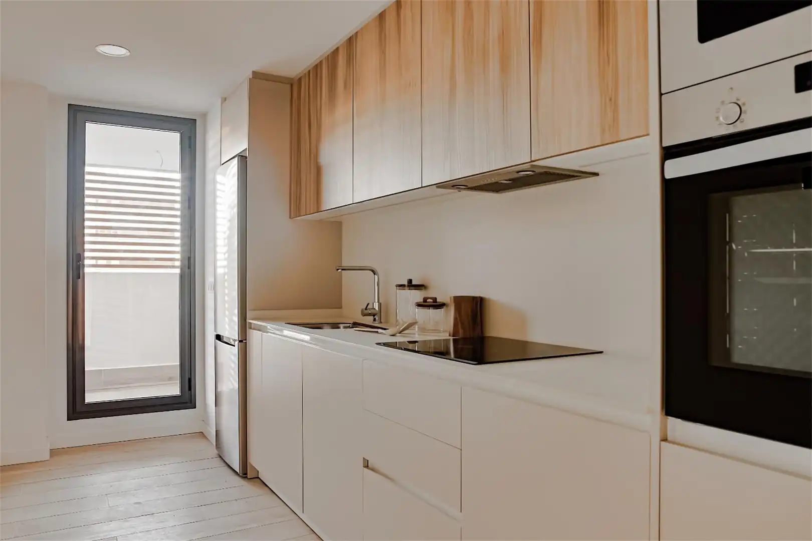 Piso en venta en Calle de la Actriz Fabiana Laura, Rosaleda - Juventud
