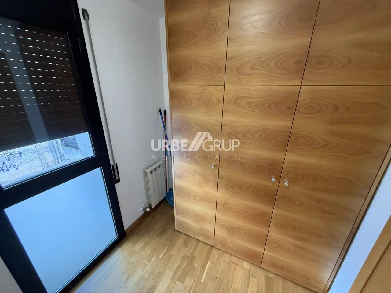 Bedroom of Flat for rent in Terrassa  with Air Conditioner, Heating and Furnished