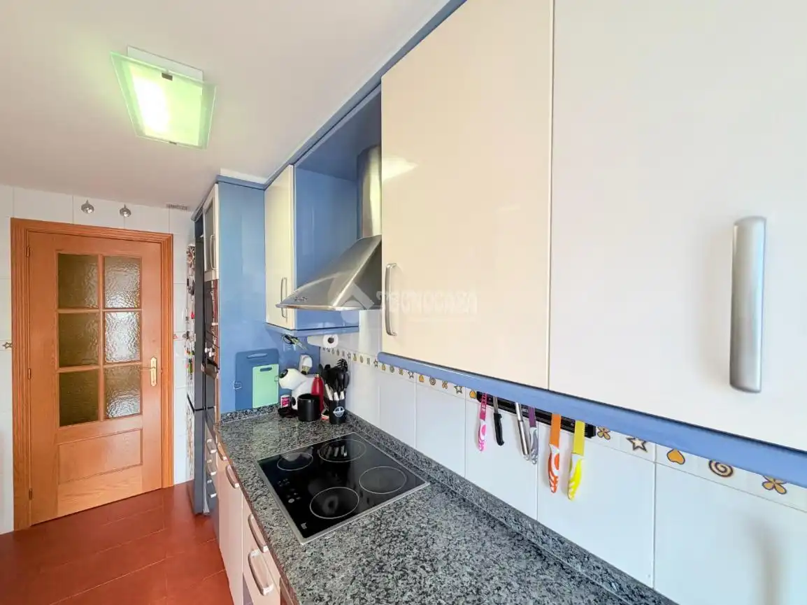 Kitchen of Flat for sale in Palazuelos de Eresma  with Storage room