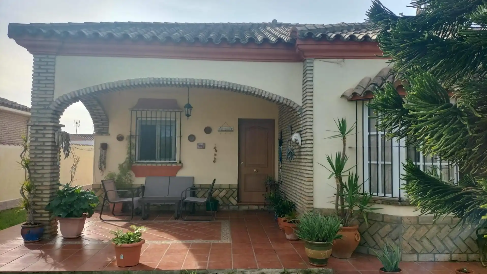 Exterior view of Houses for sale in Chiclana de la Frontera  with Air Conditioner, Terrace and Swimming Pool