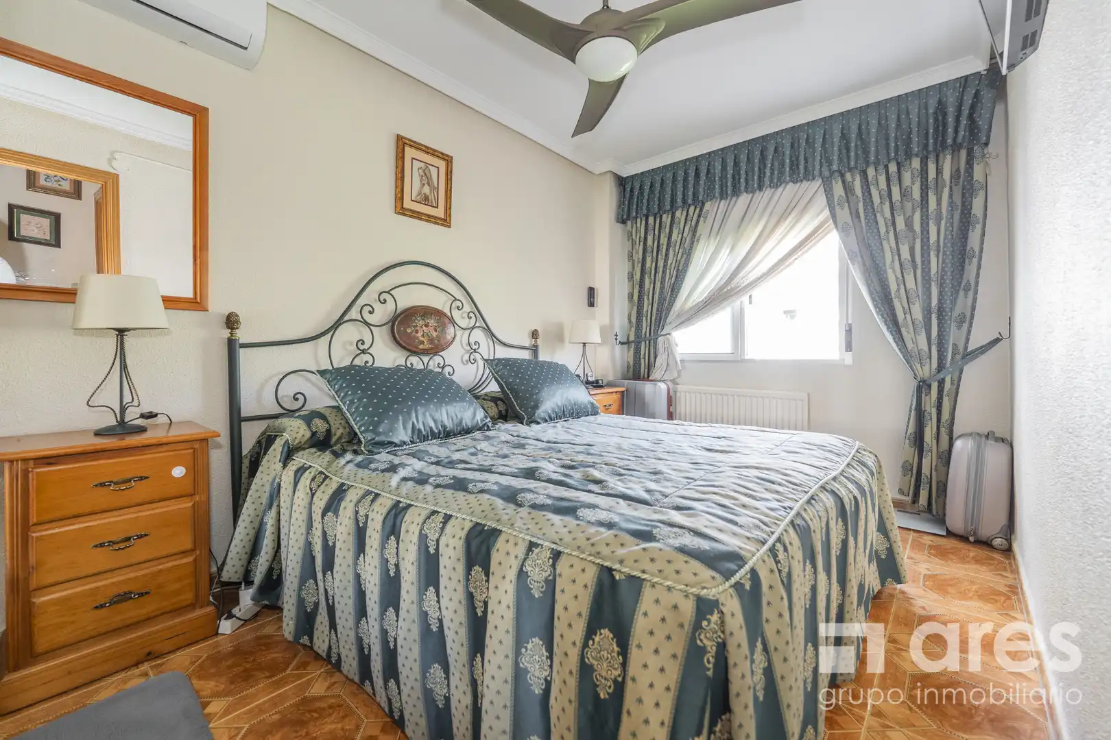 Habitación de Piso en venta en Alcalá de Henares con Aire acondicionado, Calefacción y Terraza