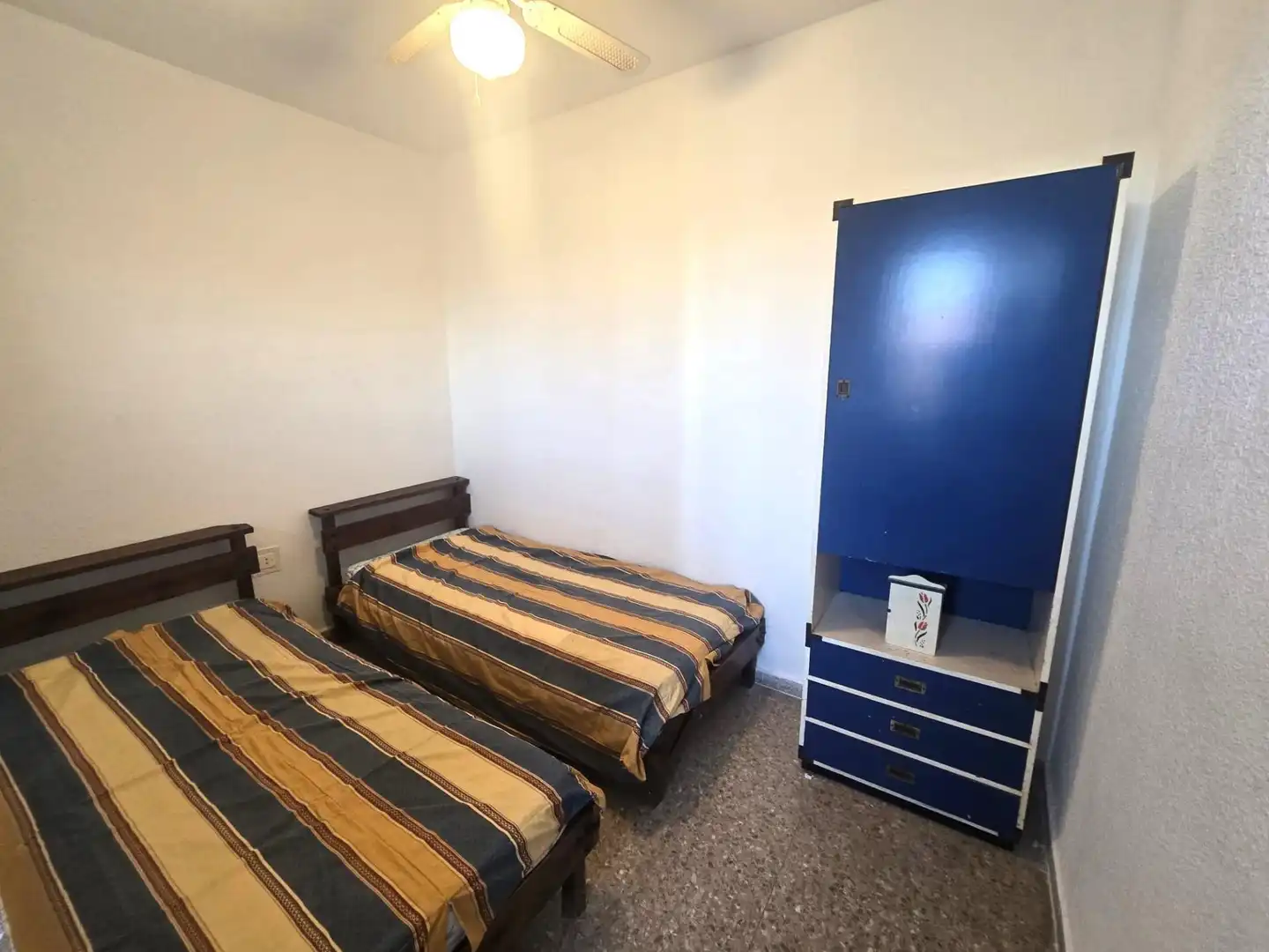Habitación de Apartamento en venta en Torrevieja con Jardín privado, Terraza y Amueblado