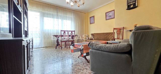 Piso en Venta en Calle Pío del Río Hortega en Huerta del Rey