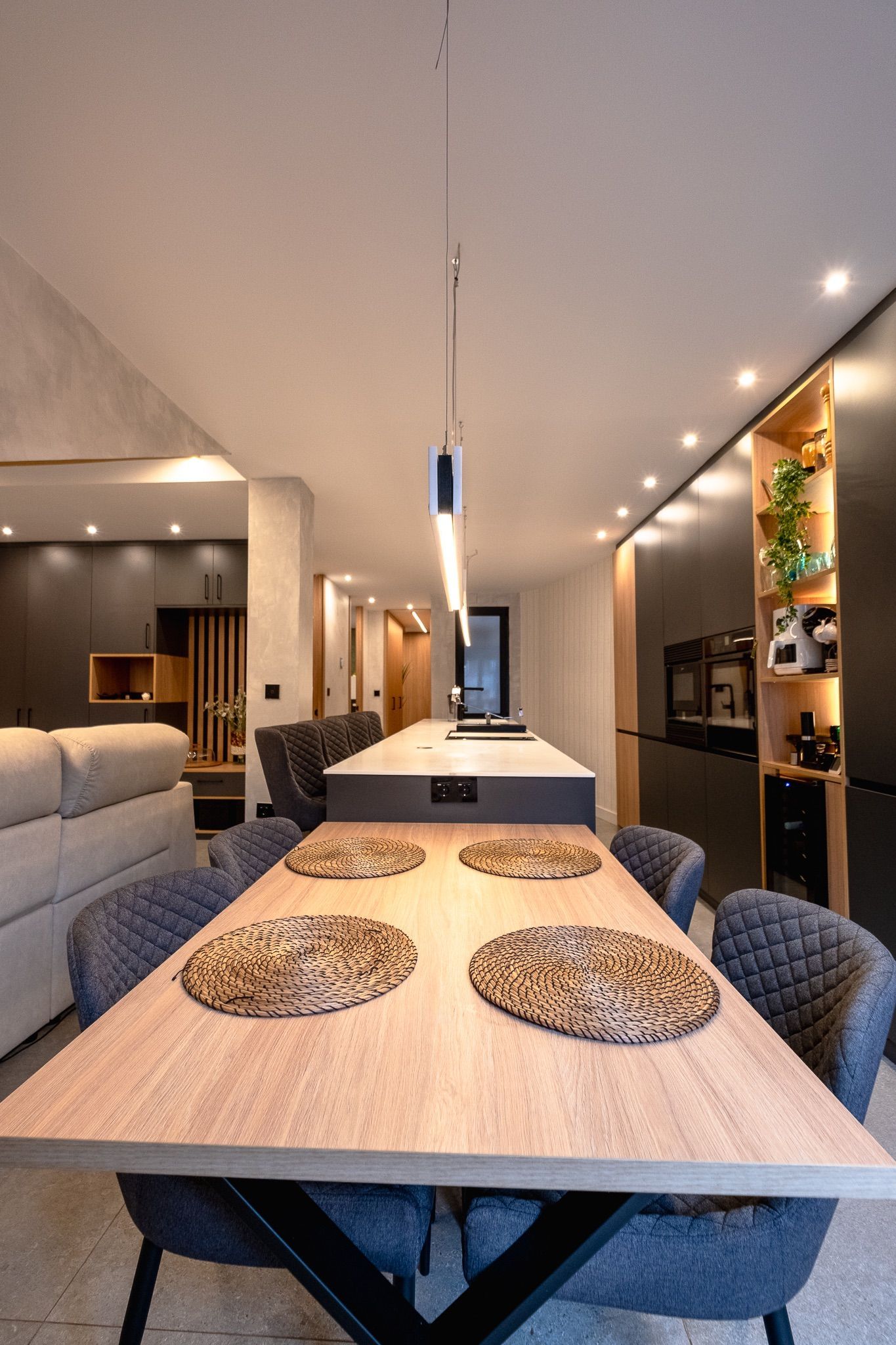 Comedor de Piso en venta en Oviedo  con Calefacción, Terraza y Amueblado