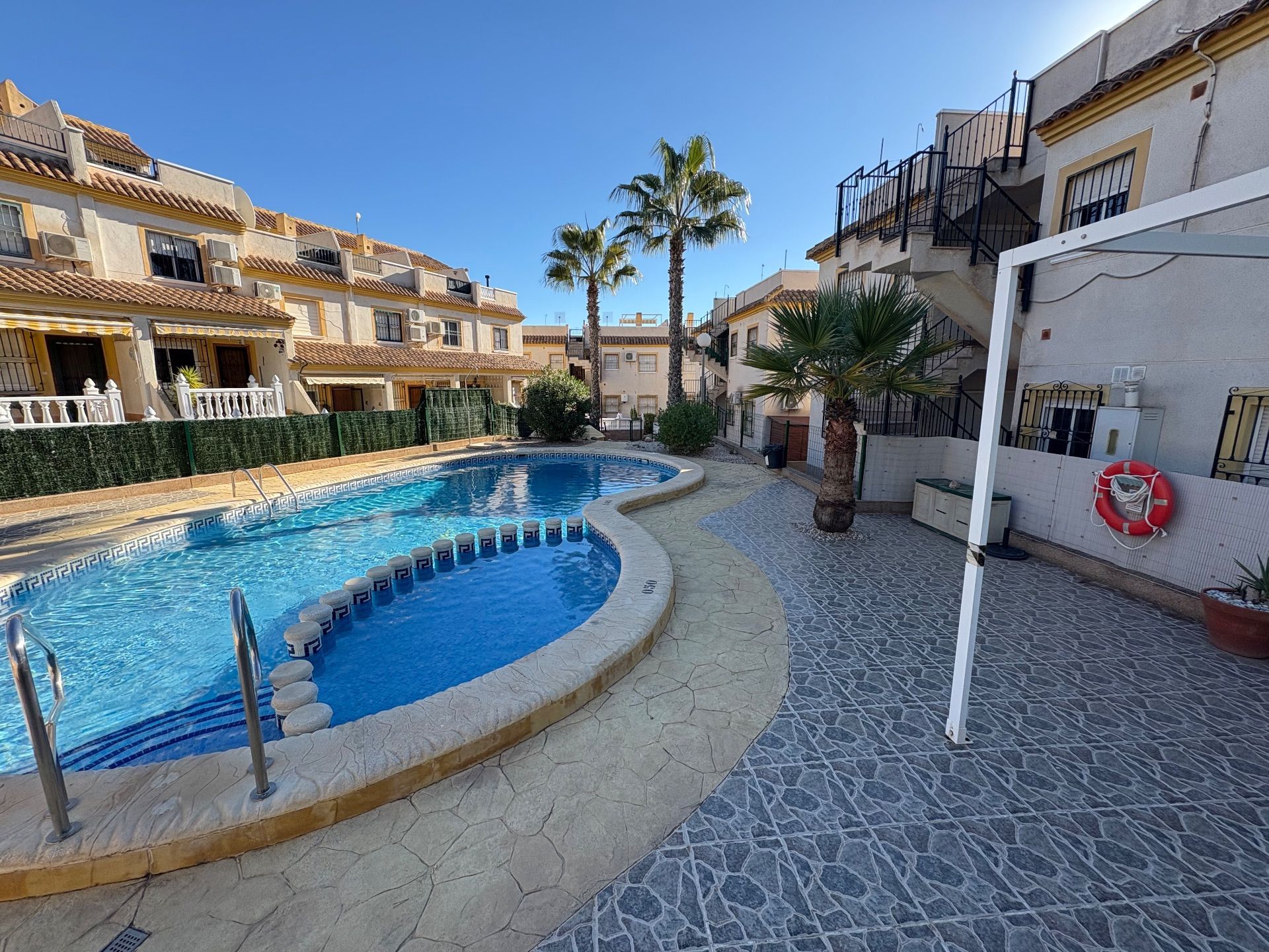 Piscina de Casa o xalet de lloguer en Algorfa amb Aire condicionat, Calefacció i Jardí privat