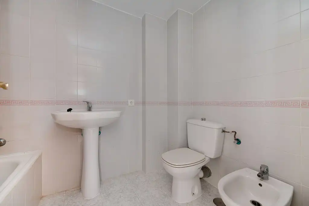 Baño de Piso en venta en Torremolinos