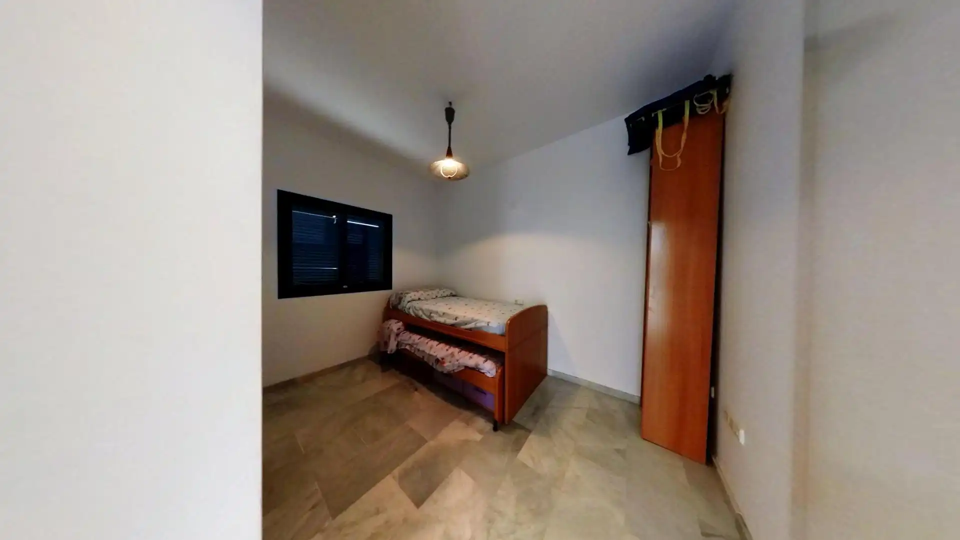 Wohnung zum Verkauf in Gualchos mit Klimaanlage, Heizung und Terrasse