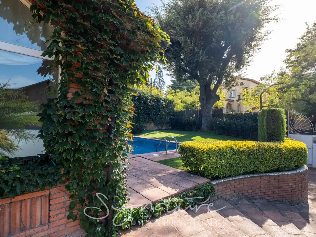 Piscina de Casa o chalet de alquiler en Sant Cugat del Vallès con Aire acondicionado, Jardín privado y Terraza