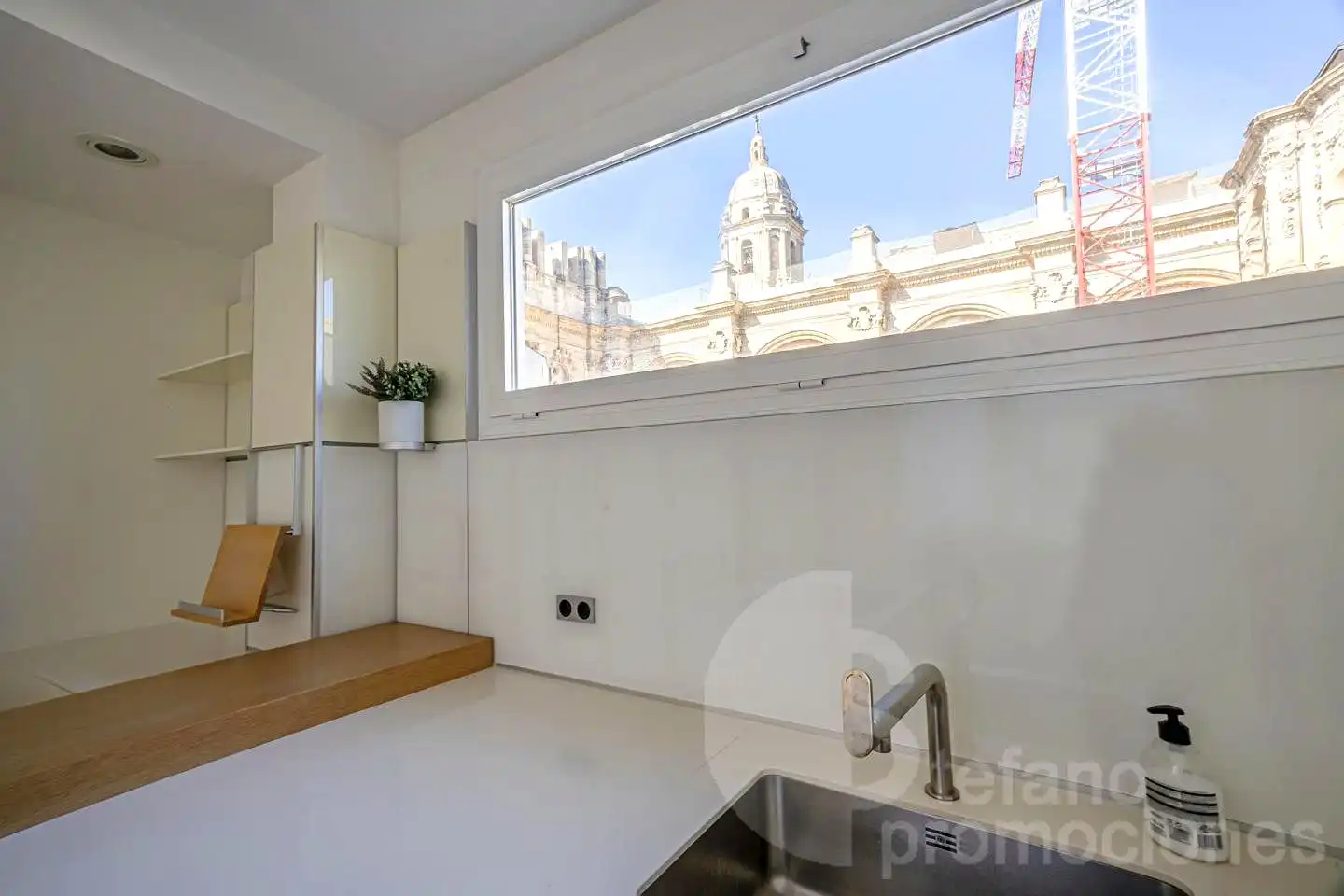 Vista exterior de Ático de alquiler en Málaga con Aire acondicionado, Calefacción y Parquet