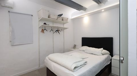 Foto 3 de Piso en venta en Porta, Barcelona Capital