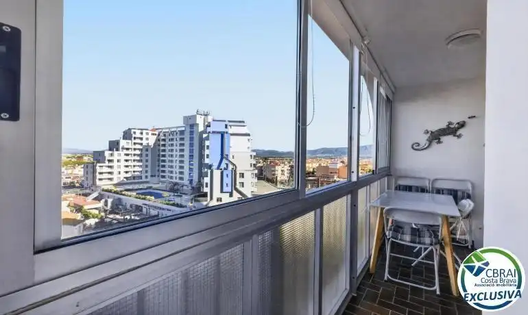 Apartament amb ascensor en venda a DELTA MUGA 9, imagen 2