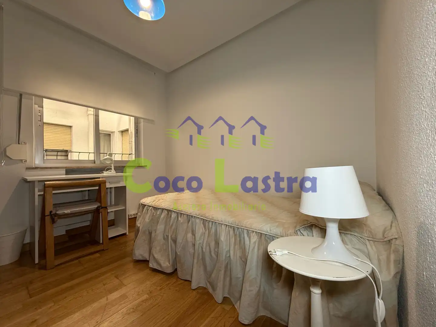 Bedroom of Flat for rent in Salamanca  with Heating, Parquet flooring and Furnished