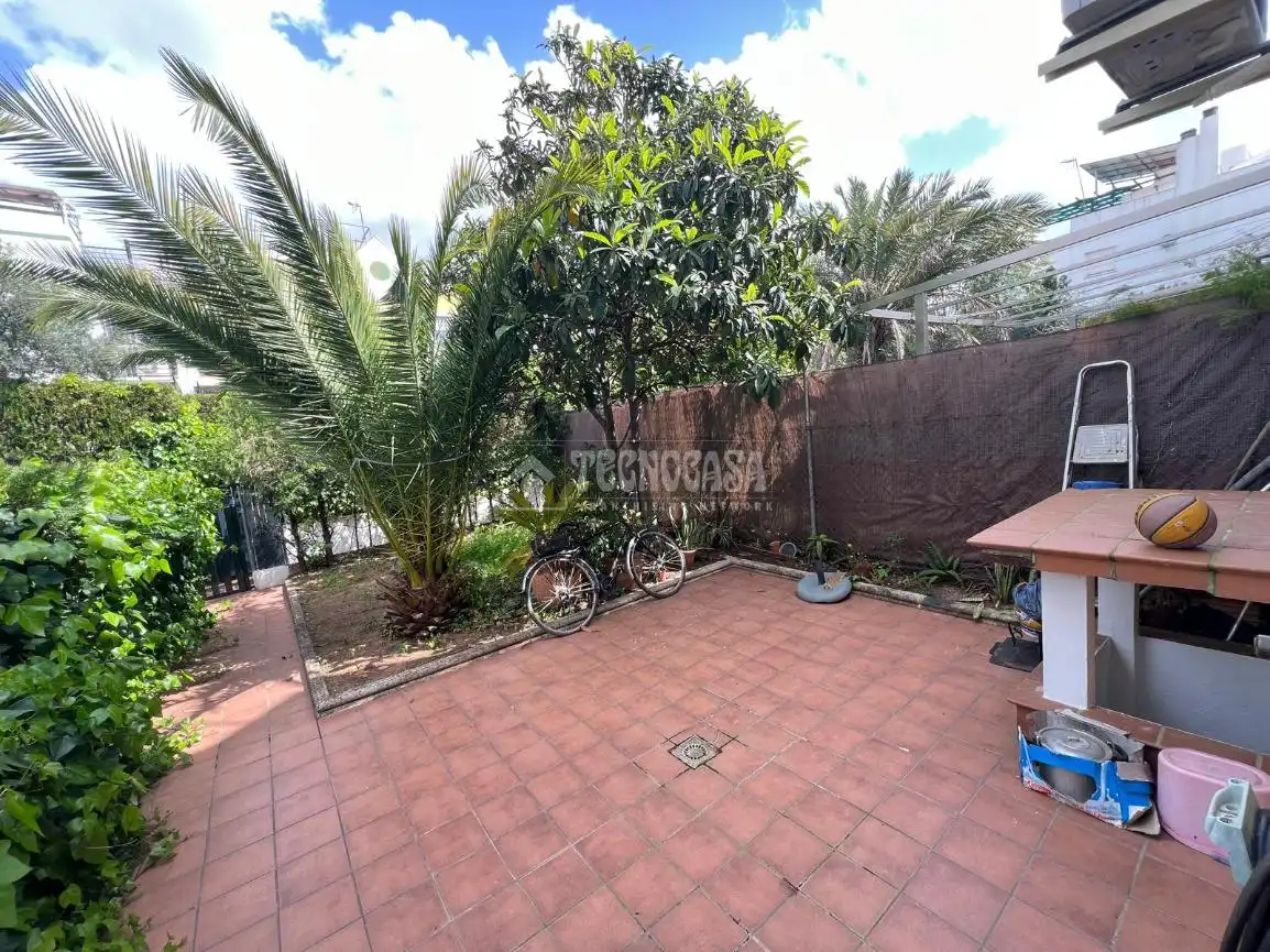 Jardí de Casa o xalet en venda en Dos Hermanas