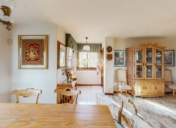 Dining room of Houses for sale in Vigo   with Heating, Private garden and Parquet flooring