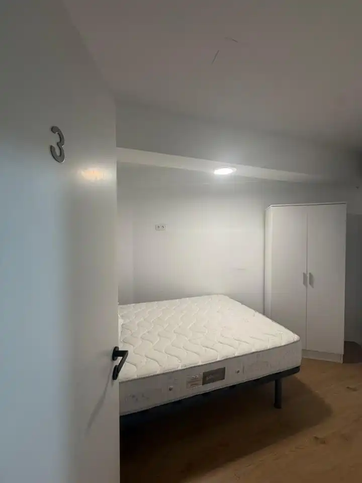Zimmer in Rúa San Isidoro, Sagrada Familia
