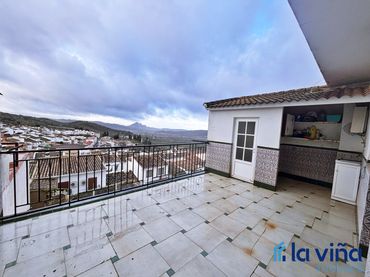Casa amb balcó en venda a Archidona