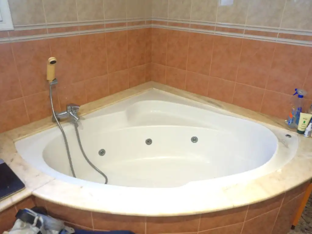 Bathroom of Houses for sale in Pineda de Mar