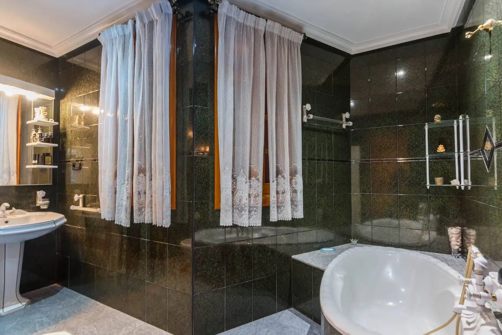 Bathroom of Houses for sale in Las Torres de Cotillas  with Air Conditioner, Heating and Private garden