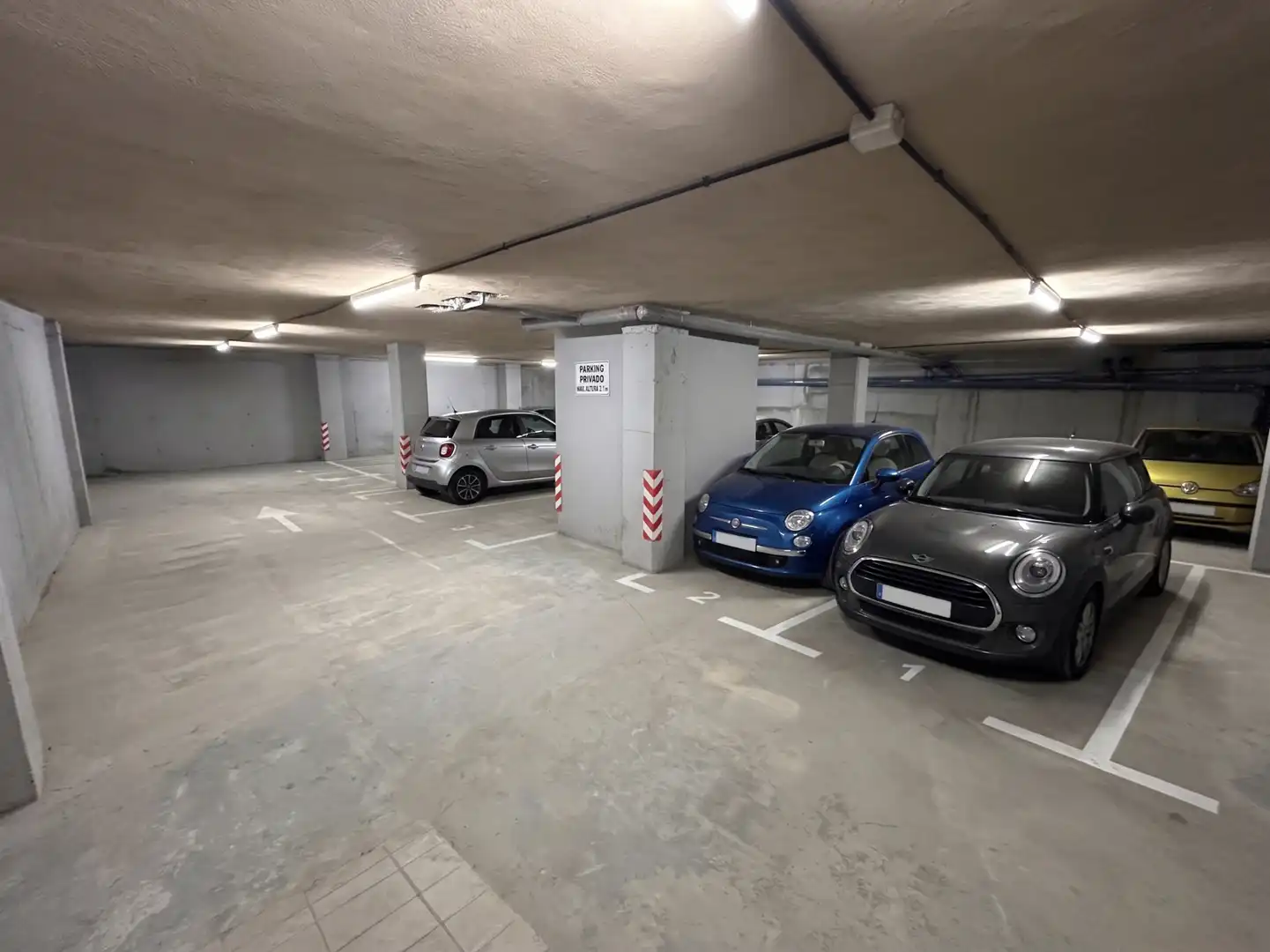 Business premises for sale in Calle José María Martínez Cachero 31, imagen 24