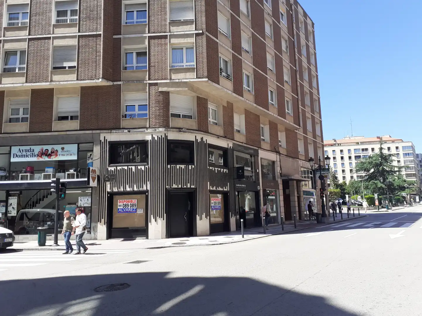 Vista exterior de Local de lloguer en Oviedo 