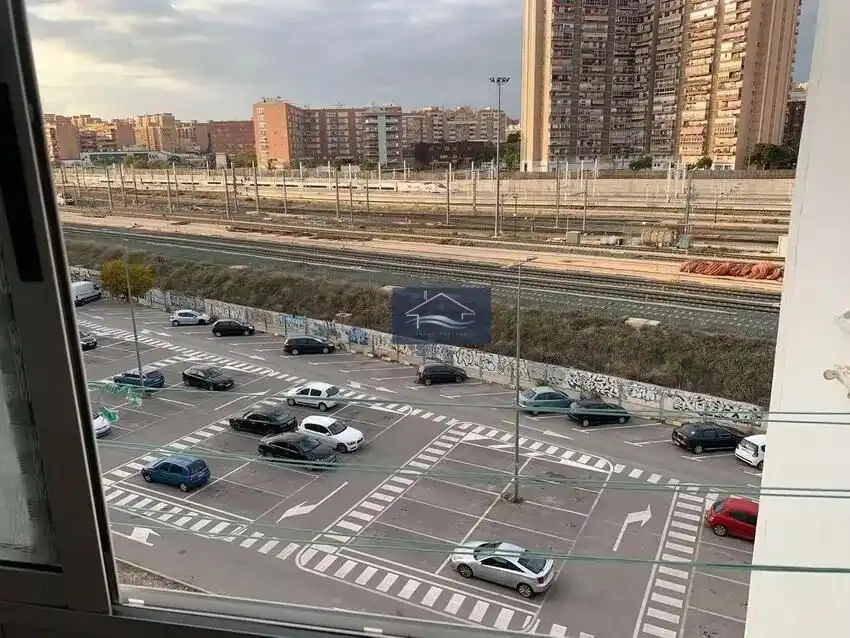 Aparcament de Pis en venda en Alicante / Alacant amb Parquet, Forn i Rentadora