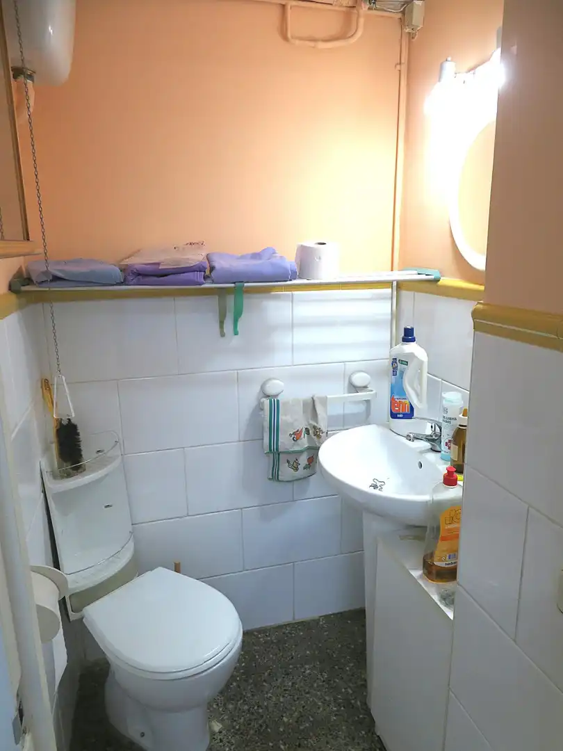 Bathroom of Commercial properties for rent in Barcelona