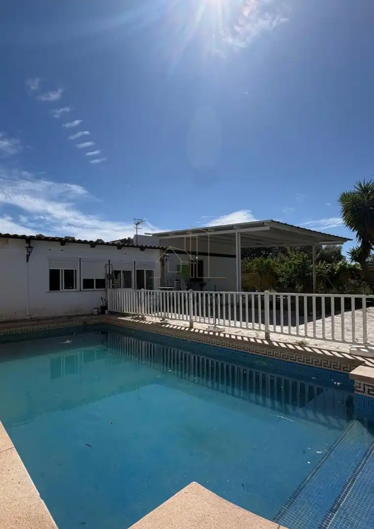 Piscina de Finca rústica en venta en Sanlúcar de Barrameda con Jardín privado, Piscina y Amueblado