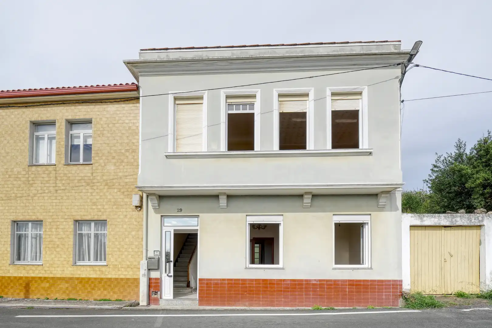 Casa bifamiliare con giardino in vendita a Calle Cardosas