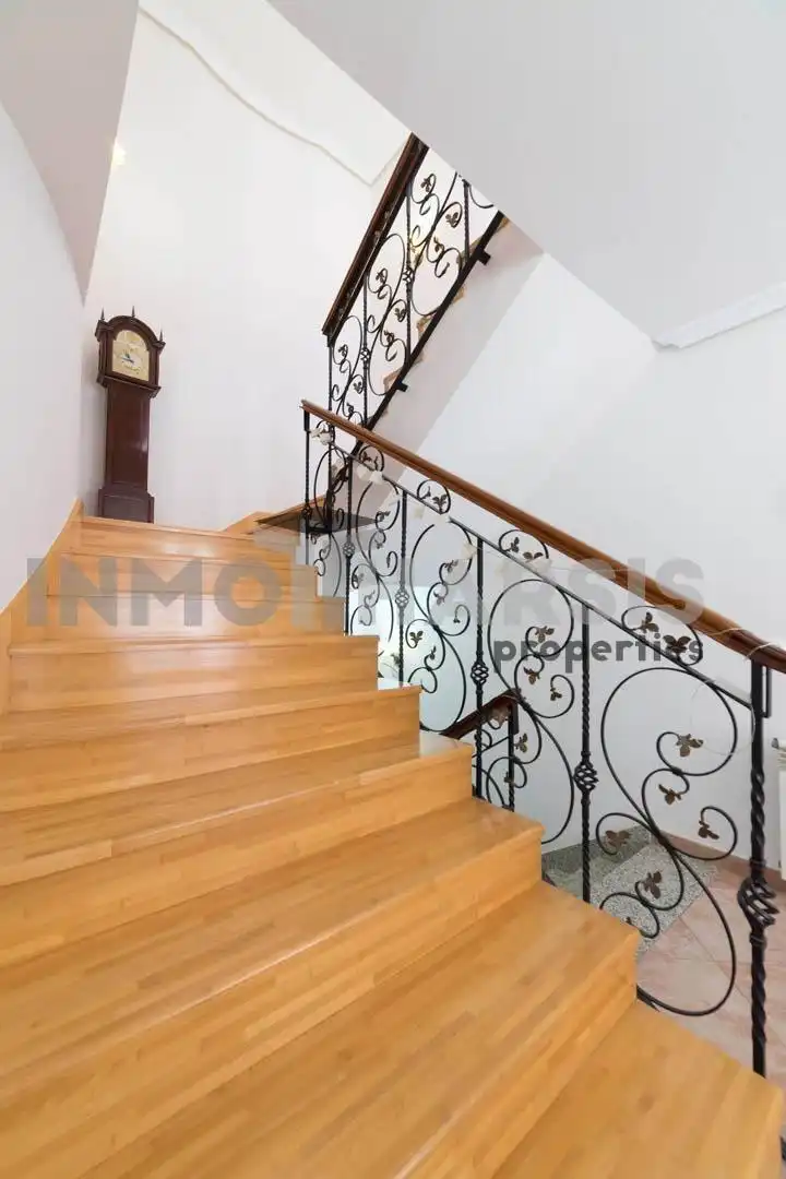 Villa mit Terrasse zum Verkauf in AVIACION (U) 1, imagen 34